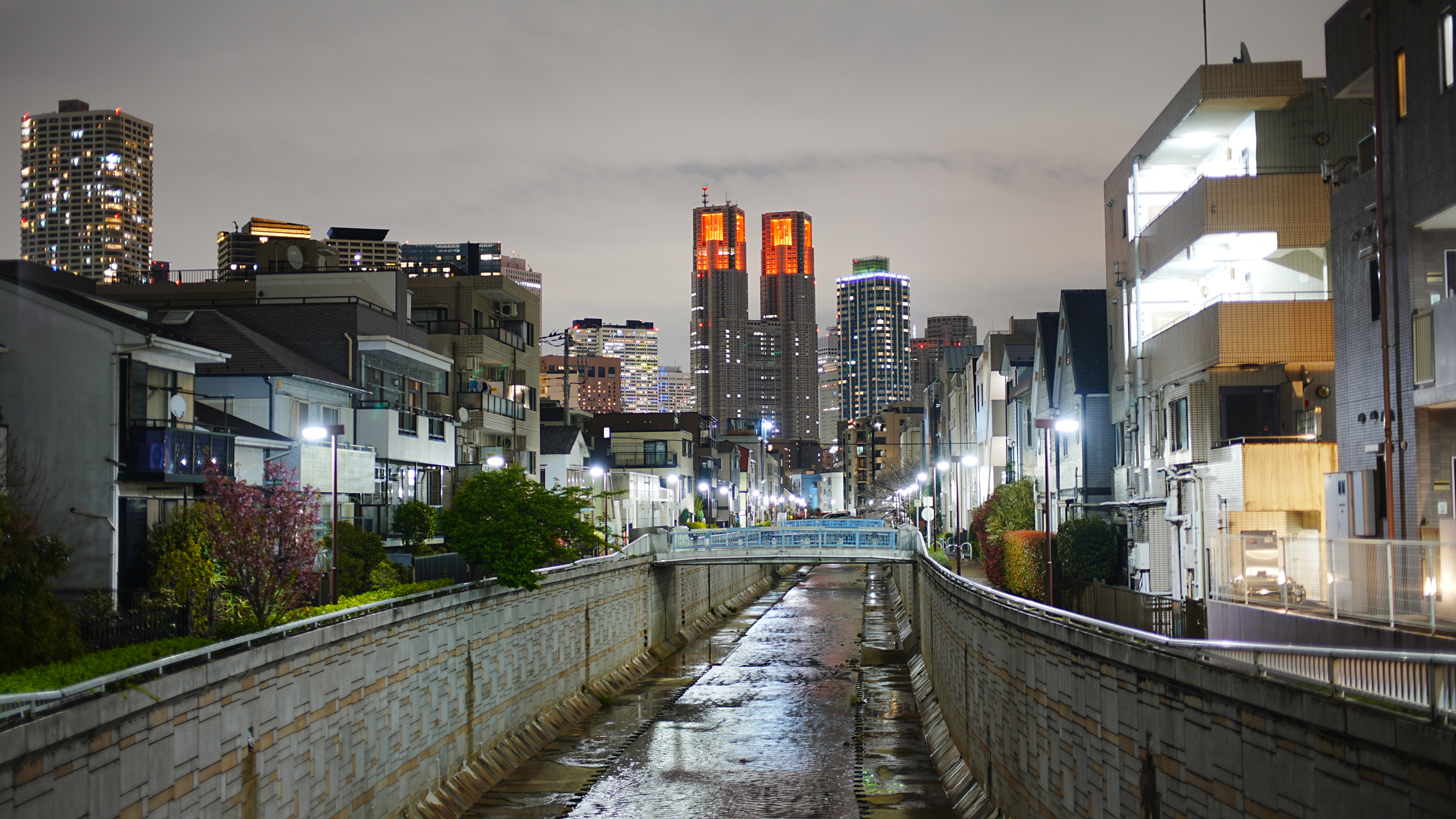 NOKTON 40mm F1.2 AsphericalはF1.2の大口径で夜スナップに最高なカメラ